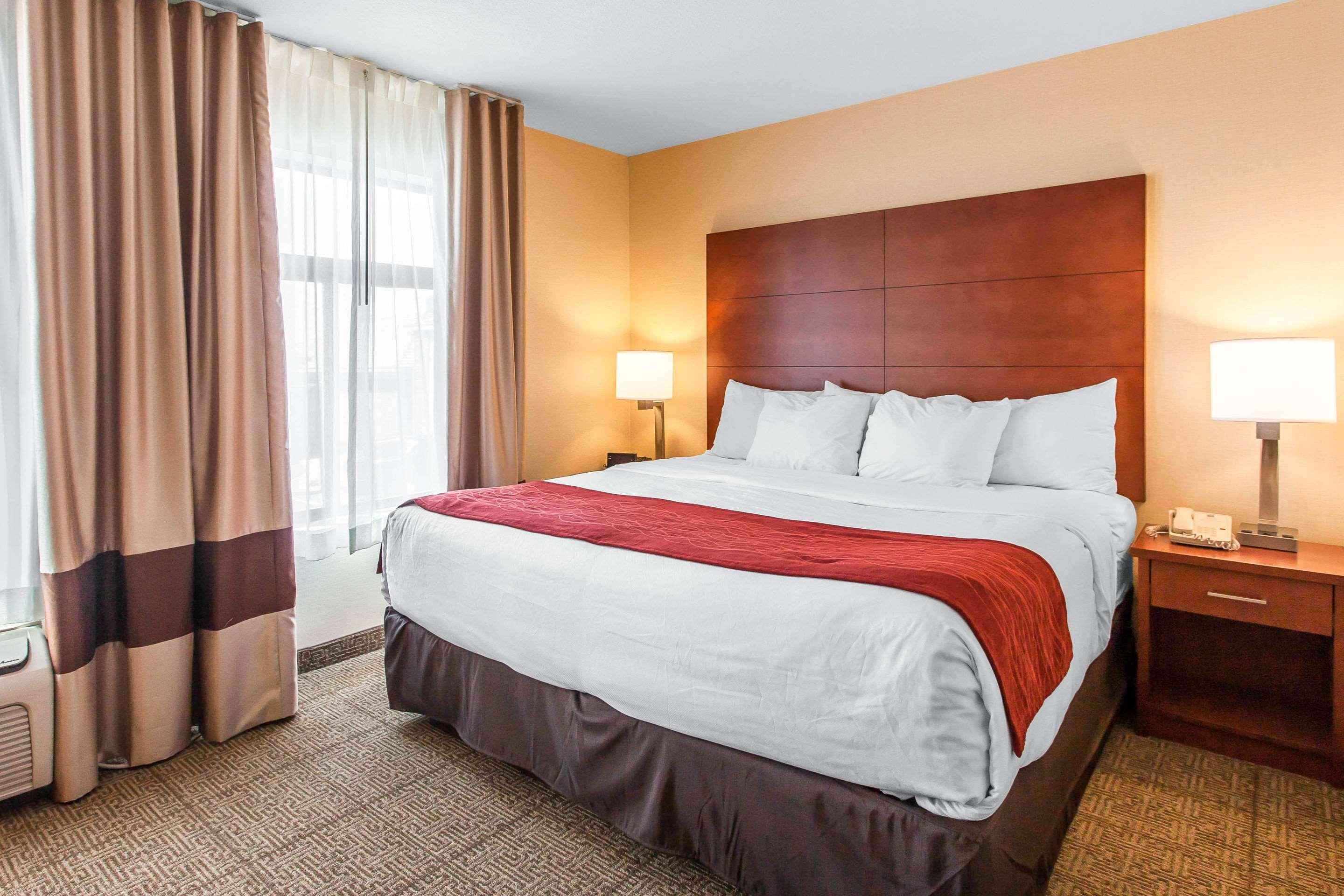 Comfort Inn & Suites Near Fallon Naval Air Station Exteriör bild